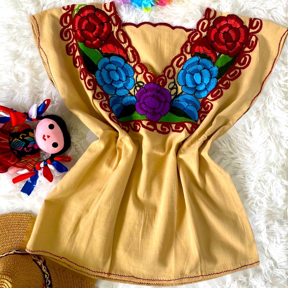 🌺🌸🌼🌻NEW EMBROIDERED MEXICAN BLOUSE 👚
